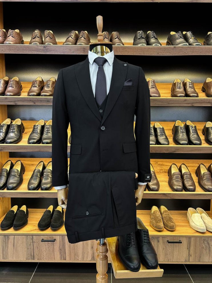 Костюм MAZALTOVMAN 3-ка Черный линейка премиум